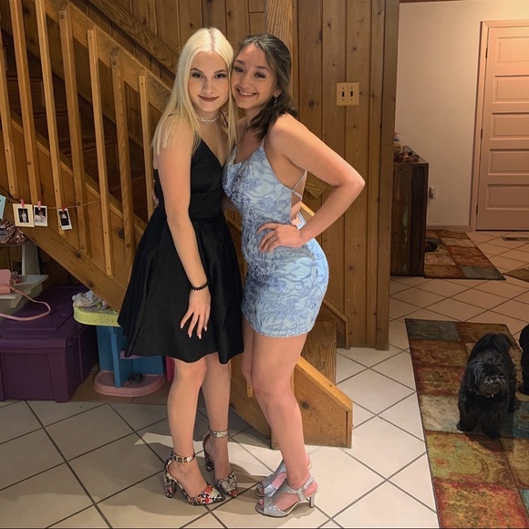 Mary Jane graffiti heels!!🤩 - Picture 2 of 8